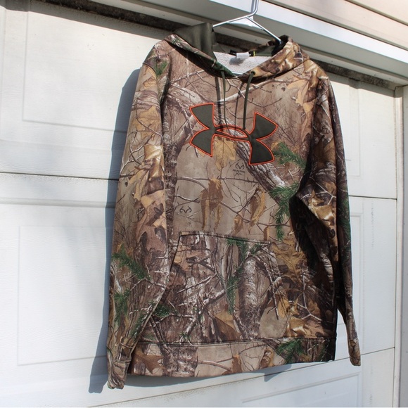 Under Armour Large Camo Hoodie - Picture 1 of 7